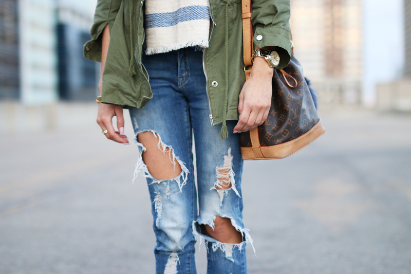 Casual Rooftop vibes 6