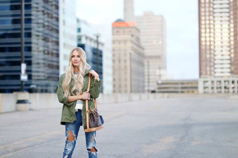 Casual Rooftop vibes 7